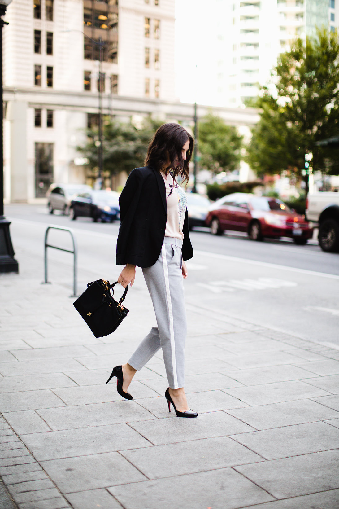 Striped pants work sales outfit